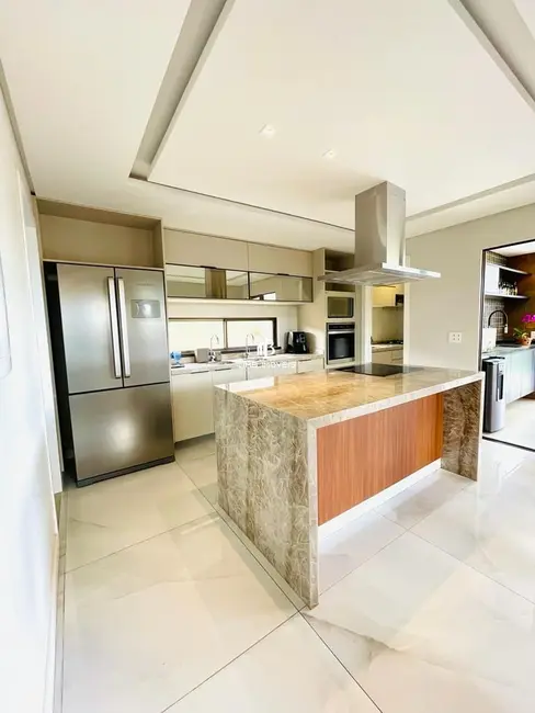 Foto 4 de Casa de Condomínio com 4 quartos à venda, 336m2 em Eusebio - CE