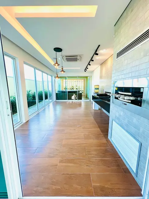 Foto 5 de Casa de Condomínio com 5 quartos à venda, 341m2 em Eusebio - CE