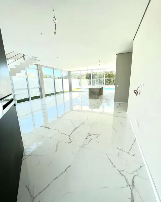 Casa de Condomínio com 4 quartos à venda, 395m2 em Eusebio - CE - imagem 3 Foto 3 de Casa de Condomínio com 4 quartos à venda, 395m2 em Eusebio - CE