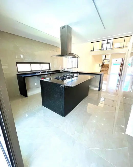 Casa de Condomínio com 5 quartos à venda, 330m2 em Eusebio - CE - imagem 3 Foto 3 de Casa de Condomínio com 5 quartos à venda, 330m2 em Eusebio - CE