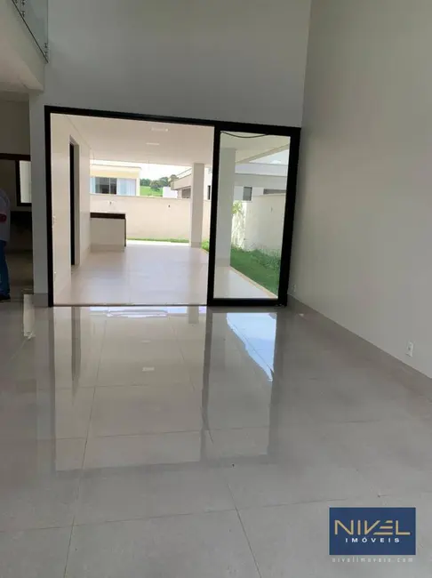 Foto 6 de Sobrado com 4 quartos à venda, 405m2 em Jardins Valência, Goiania - GO