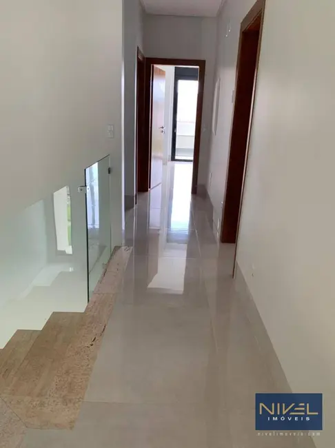 Foto 9 de Sobrado com 4 quartos à venda, 405m2 em Jardins Valência, Goiania - GO