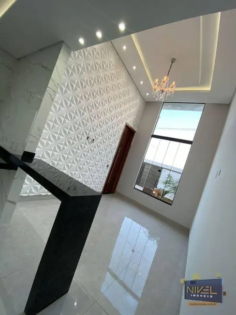 Casa de Condomínio com 3 quartos à venda, 180m2 em Setor Três Marias, Goiania - GO - imagem 3 Foto 3 de Casa de Condomínio com 3 quartos à venda, 180m2 em Setor Três Marias, Goiania - GO