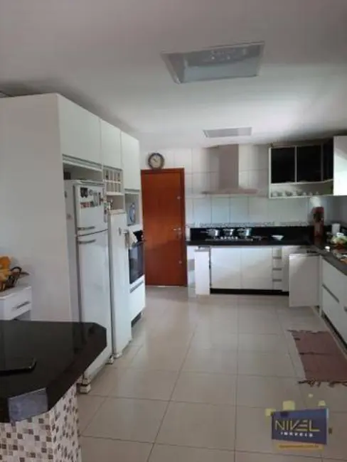 Foto 9 de Sobrado com 4 quartos à venda, 630m2 em Vila Osvaldo Rosa, Goiania - GO
