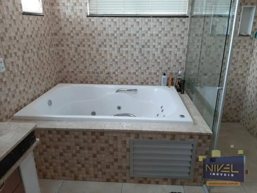 Foto 7 de Sobrado com 4 quartos à venda, 630m2 em Vila Osvaldo Rosa, Goiania - GO