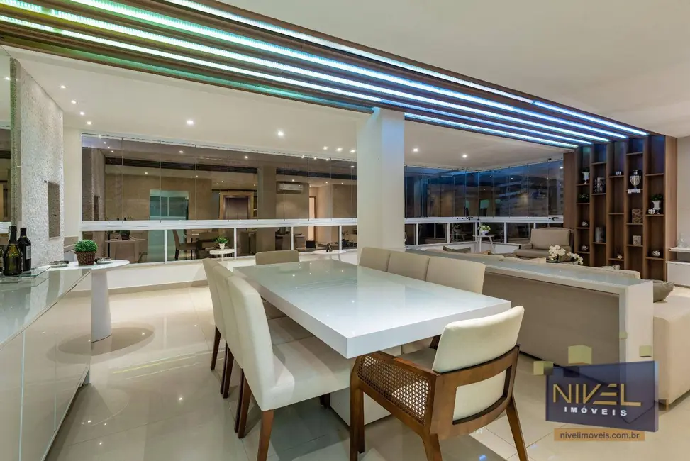 Apartamento com 4 quartos à venda, 253m2 em Jardim Goiás, Goiania - GO - imagem 3 Foto 3 de Apartamento com 4 quartos à venda, 253m2 em Jardim Goiás, Goiania - GO