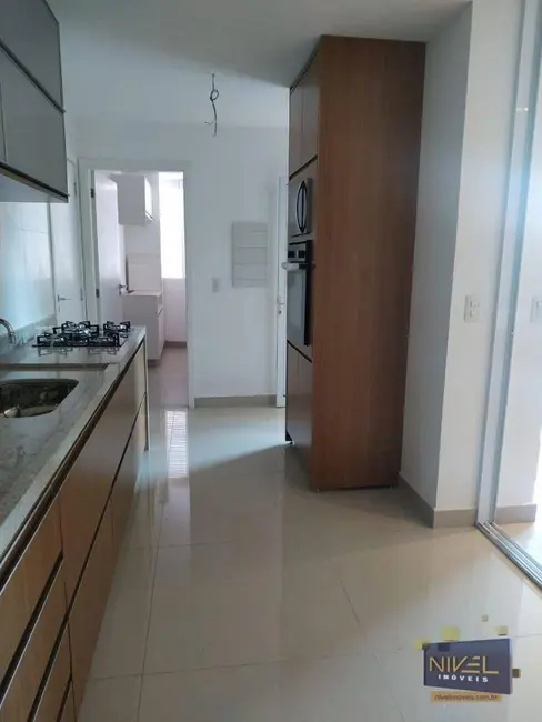 Apartamento com 3 quartos à venda, 179m2 em Setor Oeste, Goiania - GO - imagem 8 Foto 8 de Apartamento com 3 quartos à venda, 179m2 em Setor Oeste, Goiania - GO