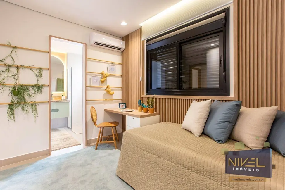 Apartamento com 3 quartos à venda, 121m2 em Setor Bueno, Goiania - GO - imagem 4 Foto 4 de Apartamento com 3 quartos à venda, 121m2 em Setor Bueno, Goiania - GO
