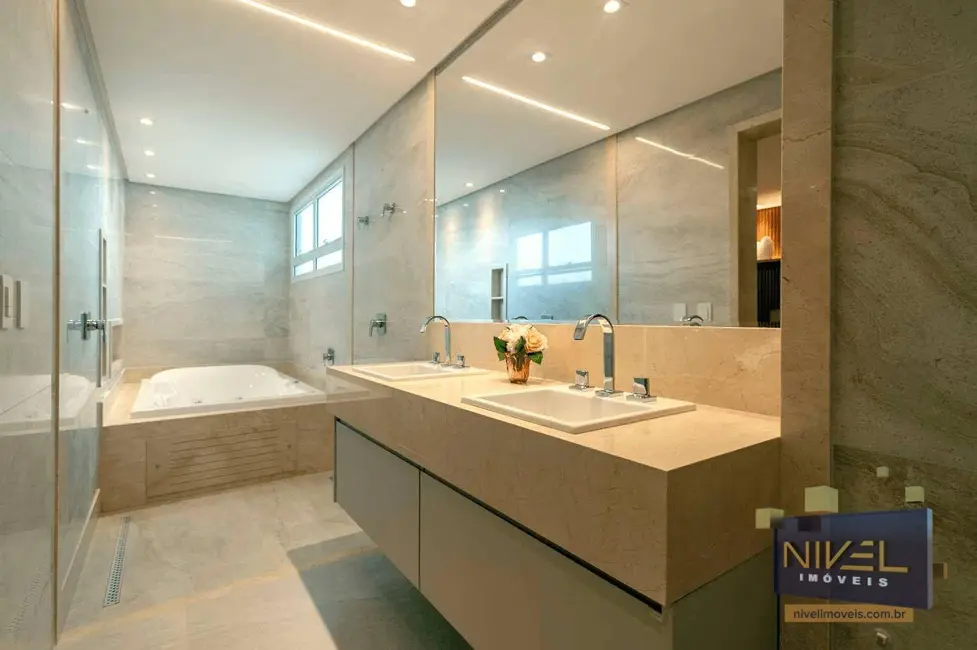 Foto 9 de Apartamento com 4 quartos à venda, 260m2 em Setor Marista, Goiania - GO