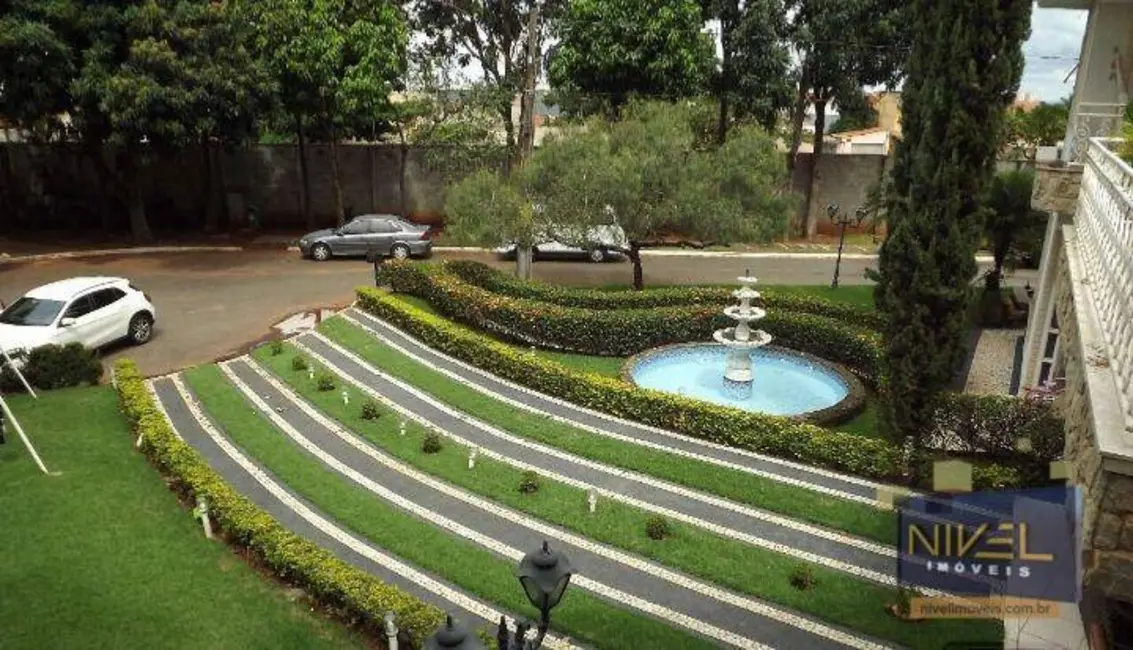 Foto 8 de Sobrado com 6 quartos à venda, 574m2 em Aparecida De Goiania - GO