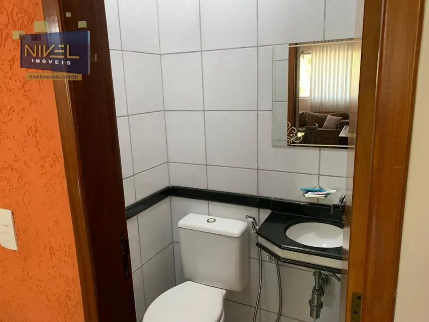 Foto 15 de Sobrado com 4 quartos à venda, 153m2 em Jardim América, Goiania - GO
