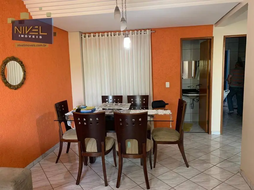 Sobrado com 4 quartos à venda, 153m2 em Jardim América, Goiania - GO - imagem 7 Foto 7 de Sobrado com 4 quartos à venda, 153m2 em Jardim América, Goiania - GO