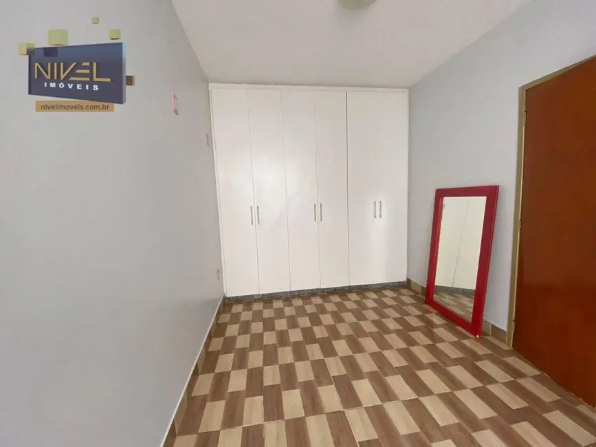 Sobrado com 3 quartos à venda, 250m2 em Parque Amazônia, Goiania - GO - imagem 8 Foto 8 de Sobrado com 3 quartos à venda, 250m2 em Parque Amazônia, Goiania - GO