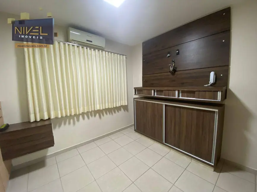 Sobrado com 3 quartos à venda, 166m2 em Jardim Imperial, Aparecida De Goiania - GO - imagem 4 Foto 4 de Sobrado com 3 quartos à venda, 166m2 em Jardim Imperial, Aparecida De Goiania - GO