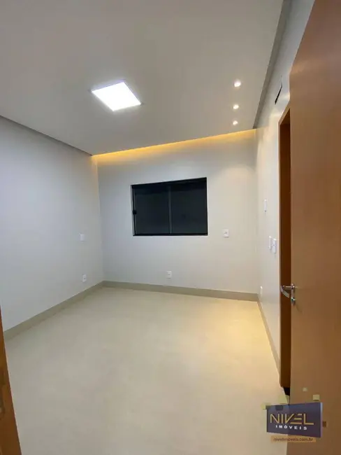 Foto 3 de Casa com 3 quartos à venda, 300m2 em Jardim Fonte Nova, Goiania - GO
