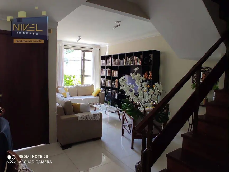 Foto 9 de Sobrado com 3 quartos à venda, 237m2 em Parque Anhanguera, Goiania - GO