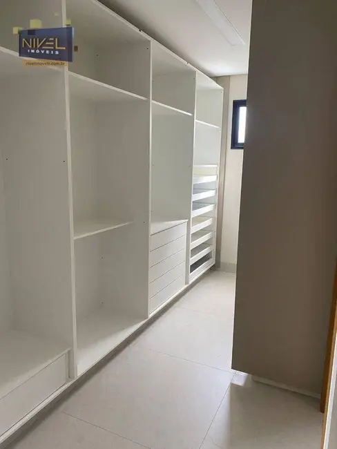 Casa de Condomínio com 3 quartos à venda, 660m2 em Residencial Goiânia Golfe Clube, Goiania - GO - imagem 7 Foto 7 de Casa de Condomínio com 3 quartos à venda, 660m2 em Residencial Goiânia Golfe Clube, Goiania - GO