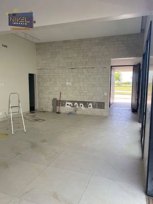 Casa de Condomínio com 3 quartos à venda, 660m2 em Residencial Goiânia Golfe Clube, Goiania - GO - imagem 3 Foto 3 de Casa de Condomínio com 3 quartos à venda, 660m2 em Residencial Goiânia Golfe Clube, Goiania - GO