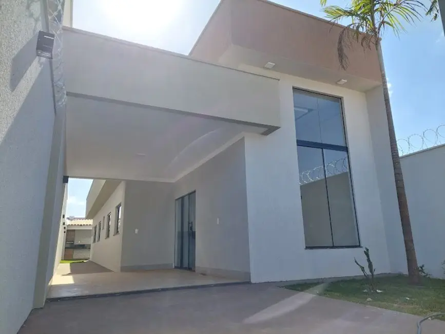 Foto 1 de Casa com 3 quartos à venda, 206m2 em Vila Oliveira, Aparecida De Goiania - GO