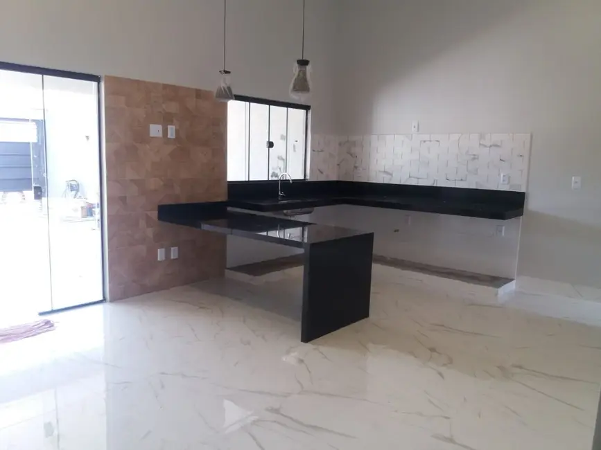 Foto 3 de Casa com 3 quartos à venda, 195m2 em Aparecida De Goiania - GO