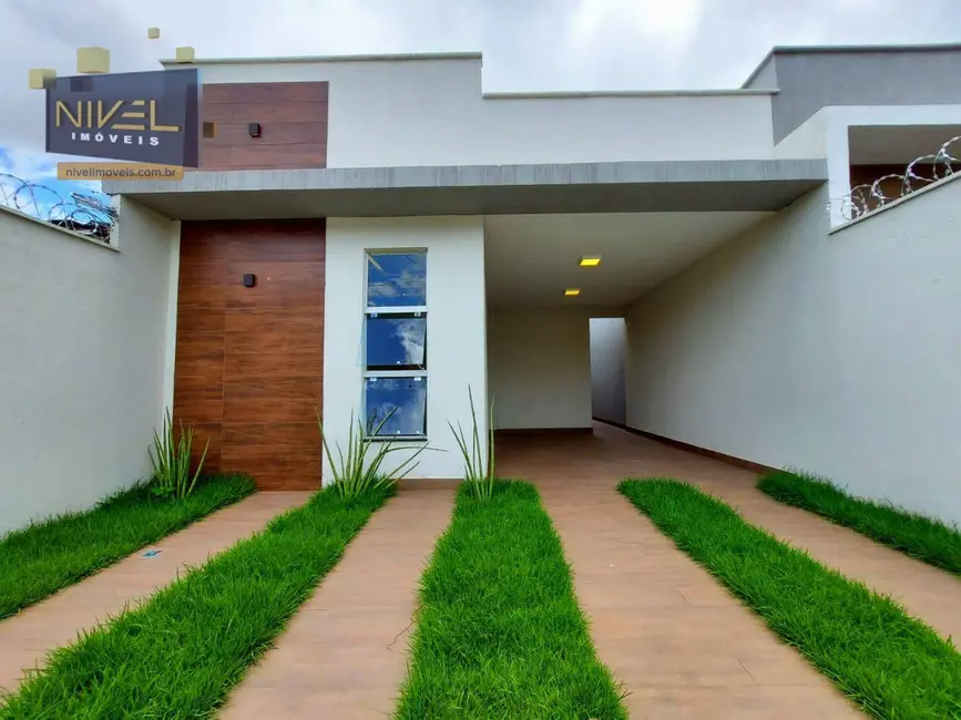 Foto 2 de Casa com 3 quartos à venda, 210m2 em Jardim Atlântico, Goiania - GO