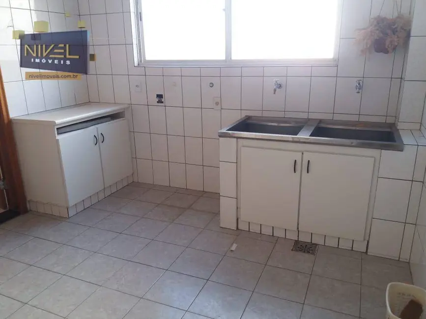 Apartamento com 4 quartos à venda, 160m2 em Goiania - GO - imagem 8 Foto 8 de Apartamento com 4 quartos à venda, 160m2 em Goiania - GO