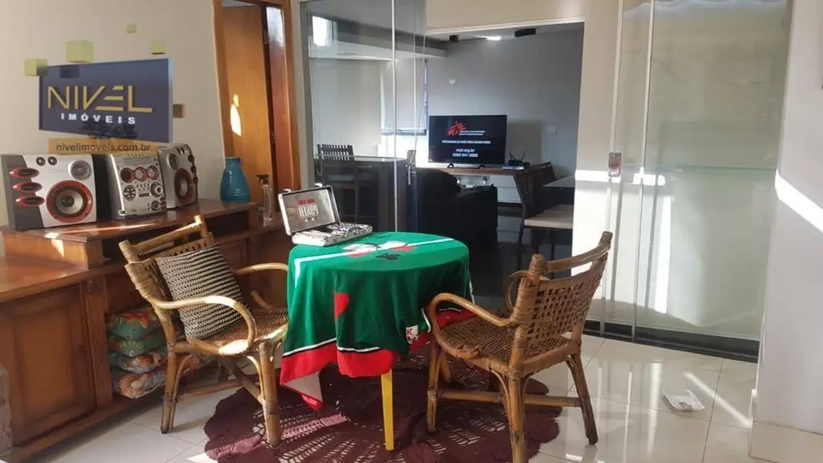 Cobertura com 3 quartos à venda, 275m2 em Setor Bueno, Goiania - GO - imagem 4 Foto 4 de Cobertura com 3 quartos à venda, 275m2 em Setor Bueno, Goiania - GO