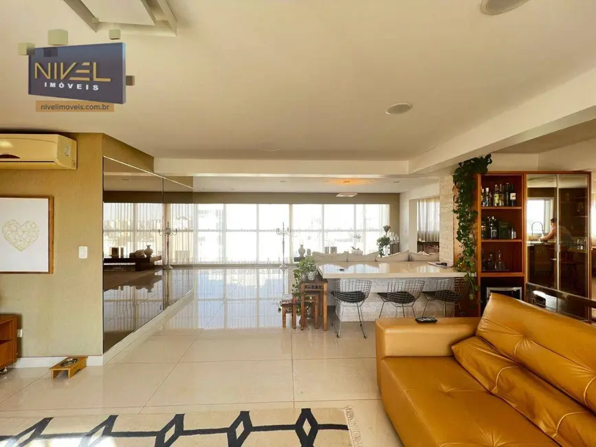 Foto 8 de Cobertura com 3 quartos à venda, 338m2 em Setor Bueno, Goiania - GO