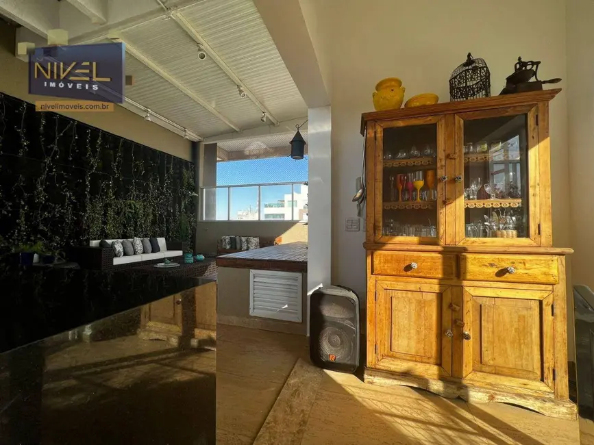 Foto 4 de Cobertura com 3 quartos à venda, 338m2 em Setor Bueno, Goiania - GO