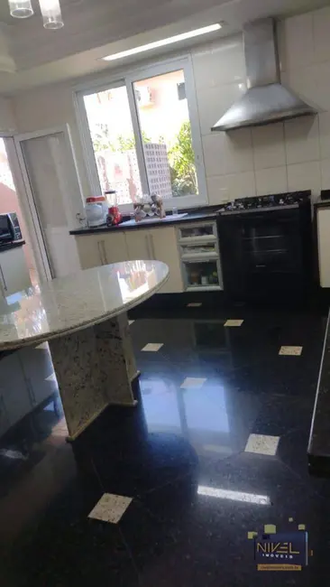 Foto 5 de Sobrado com 4 quartos à venda, 1250m2 em Residencial Aldeia do Vale, Goiania - GO