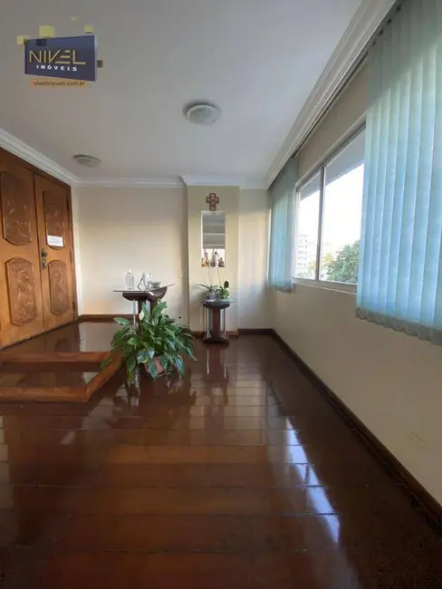 Apartamento com 4 quartos à venda, 194m2 em Setor Oeste, Goiania - GO - imagem 4 Foto 4 de Apartamento com 4 quartos à venda, 194m2 em Setor Oeste, Goiania - GO