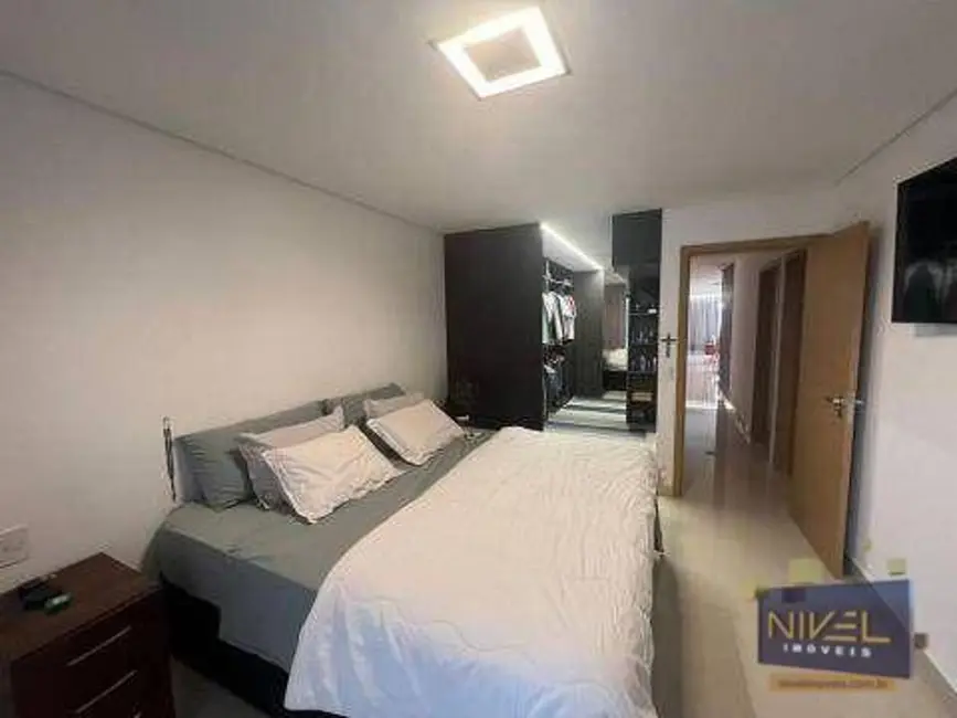 Apartamento com 3 quartos à venda, 177m2 em Setor Marista, Goiania - GO - imagem 5 Foto 5 de Apartamento com 3 quartos à venda, 177m2 em Setor Marista, Goiania - GO