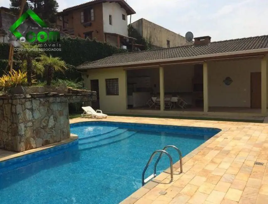 Casa de Condomínio com 3 quartos à venda, 1042m2 em Atibaia - SP - imagem 3 Foto 3 de Casa de Condomínio com 3 quartos à venda, 1042m2 em Atibaia - SP