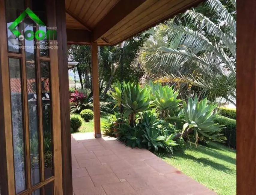 Casa de Condomínio com 3 quartos à venda, 1042m2 em Atibaia - SP - imagem 4 Foto 4 de Casa de Condomínio com 3 quartos à venda, 1042m2 em Atibaia - SP