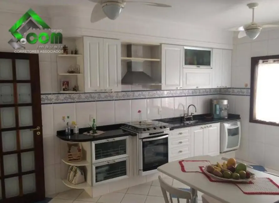 Casa de Condomínio com 3 quartos à venda, 1042m2 em Atibaia - SP - imagem 7 Foto 7 de Casa de Condomínio com 3 quartos à venda, 1042m2 em Atibaia - SP