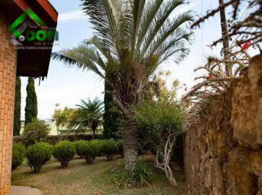 Casa com 5 quartos à venda, 1366m2 em Atibaia - SP - imagem 5 Foto 5 de Casa com 5 quartos à venda, 1366m2 em Atibaia - SP