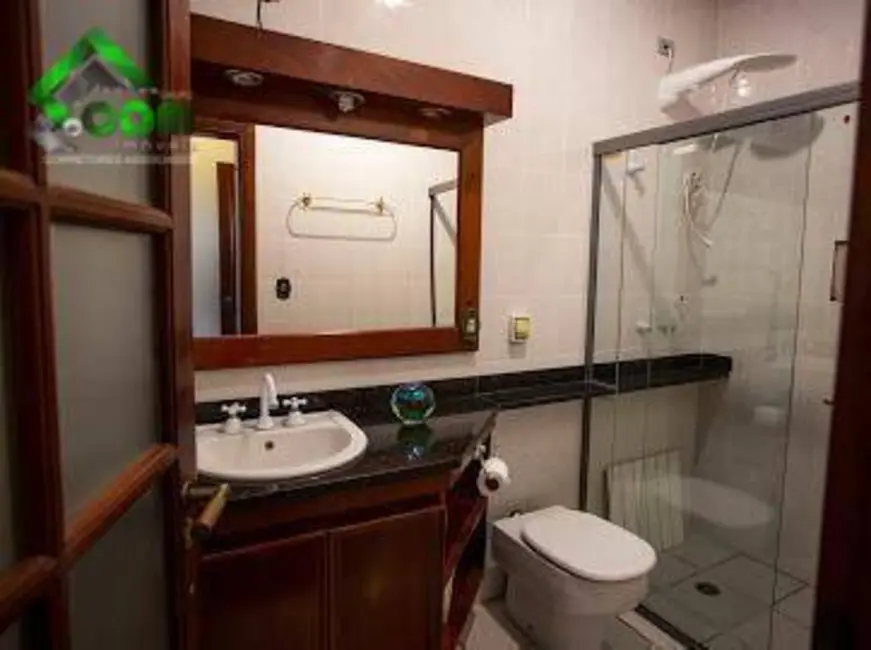 Casa com 5 quartos à venda, 1366m2 em Atibaia - SP - imagem 8 Foto 8 de Casa com 5 quartos à venda, 1366m2 em Atibaia - SP