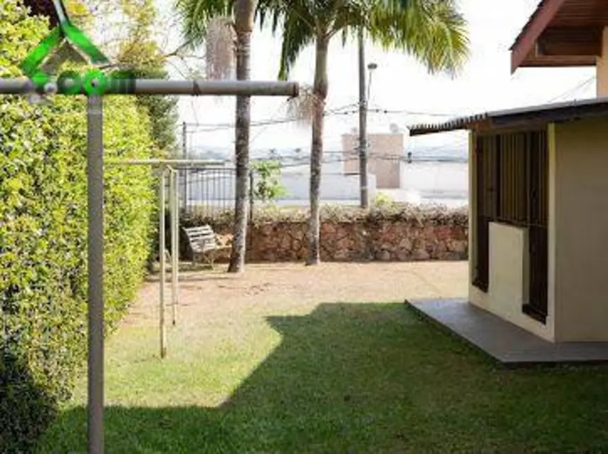 Casa com 5 quartos à venda, 1366m2 em Atibaia - SP - imagem 4 Foto 4 de Casa com 5 quartos à venda, 1366m2 em Atibaia - SP