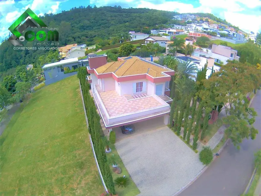 Casa de Condomínio com 5 quartos à venda, 900m2 em Atibaia - SP - imagem 6 Foto 6 de Casa de Condomínio com 5 quartos à venda, 900m2 em Atibaia - SP