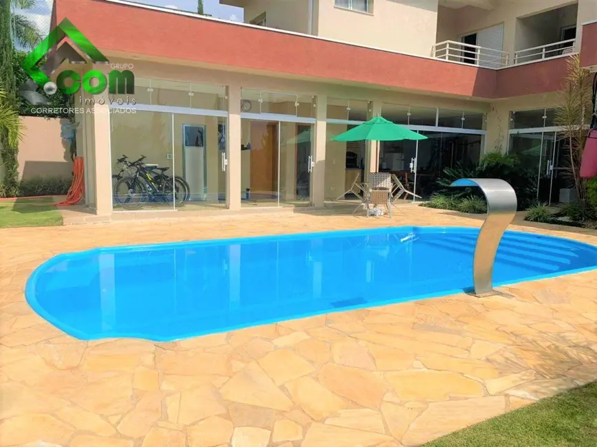 Casa de Condomínio com 5 quartos à venda, 900m2 em Atibaia - SP - imagem 2 Foto 2 de Casa de Condomínio com 5 quartos à venda, 900m2 em Atibaia - SP