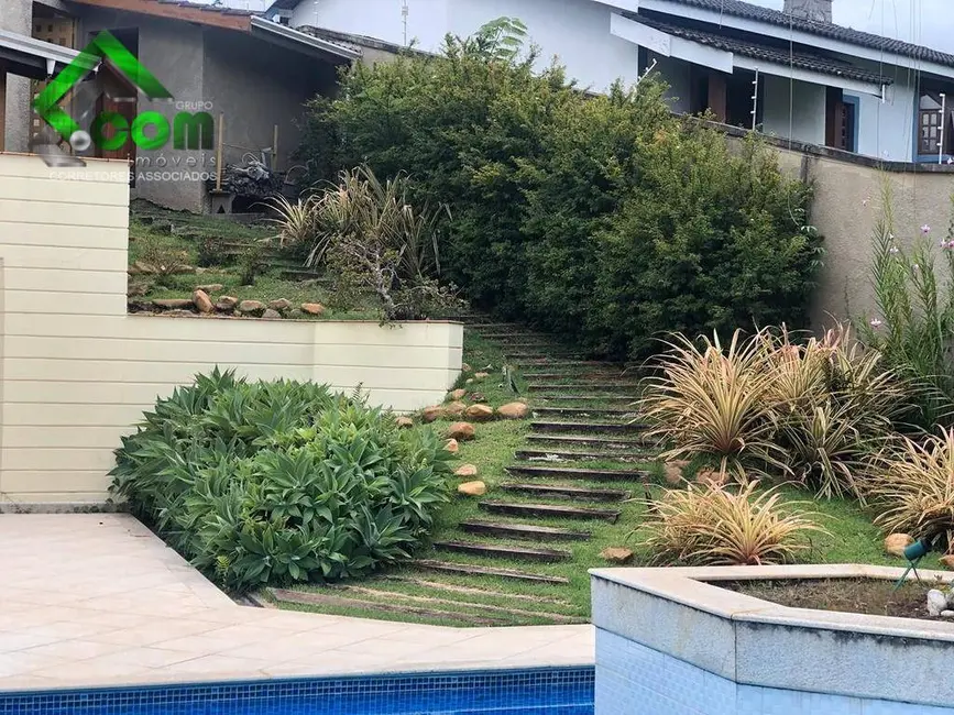 Foto 3 de Casa com 3 quartos à venda, 1500m2 em Nova Gardênia, Atibaia - SP