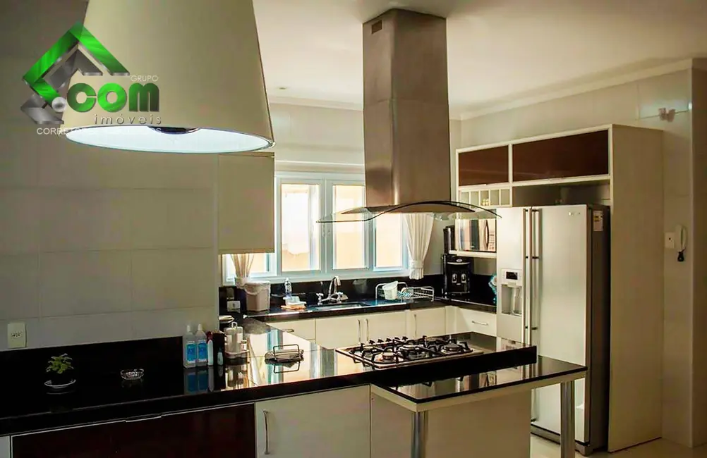 Casa com 4 quartos à venda, 902m2 em Atibaia - SP - imagem 9 Foto 9 de Casa com 4 quartos à venda, 902m2 em Atibaia - SP