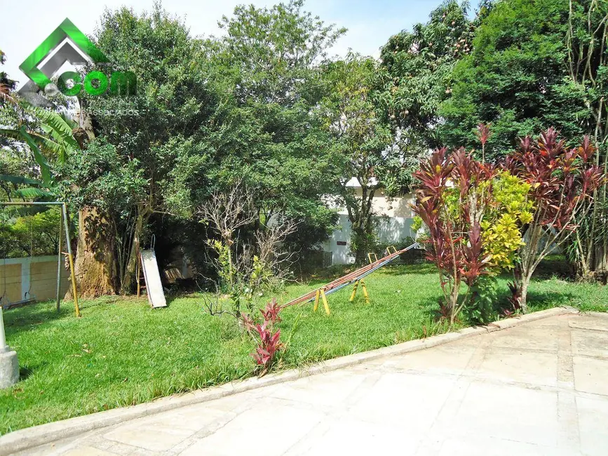 Foto 6 de Chácara com 3 quartos à venda, 2040m2 em Jardim Estância Brasil, Atibaia - SP