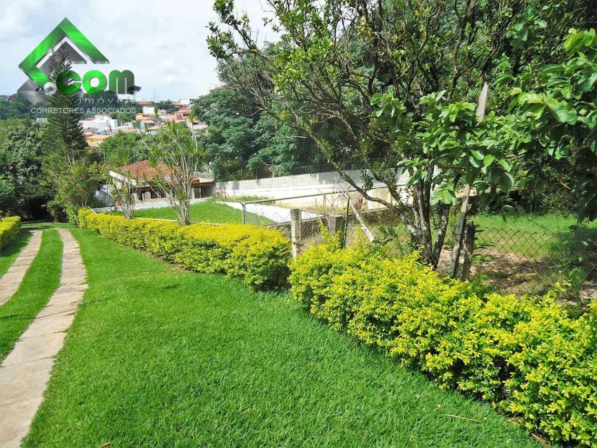 Foto 8 de Chácara com 3 quartos à venda, 2040m2 em Jardim Estância Brasil, Atibaia - SP