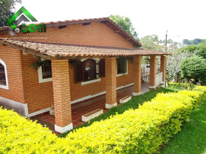 Foto 1 de Chácara com 3 quartos à venda, 2040m2 em Jardim Estância Brasil, Atibaia - SP