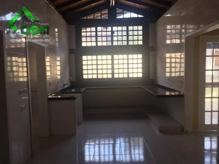 Chácara com 3 quartos à venda, 1050m2 em Jardim Paulista, Atibaia - SP - imagem 5 Foto 5 de Chácara com 3 quartos à venda, 1050m2 em Jardim Paulista, Atibaia - SP