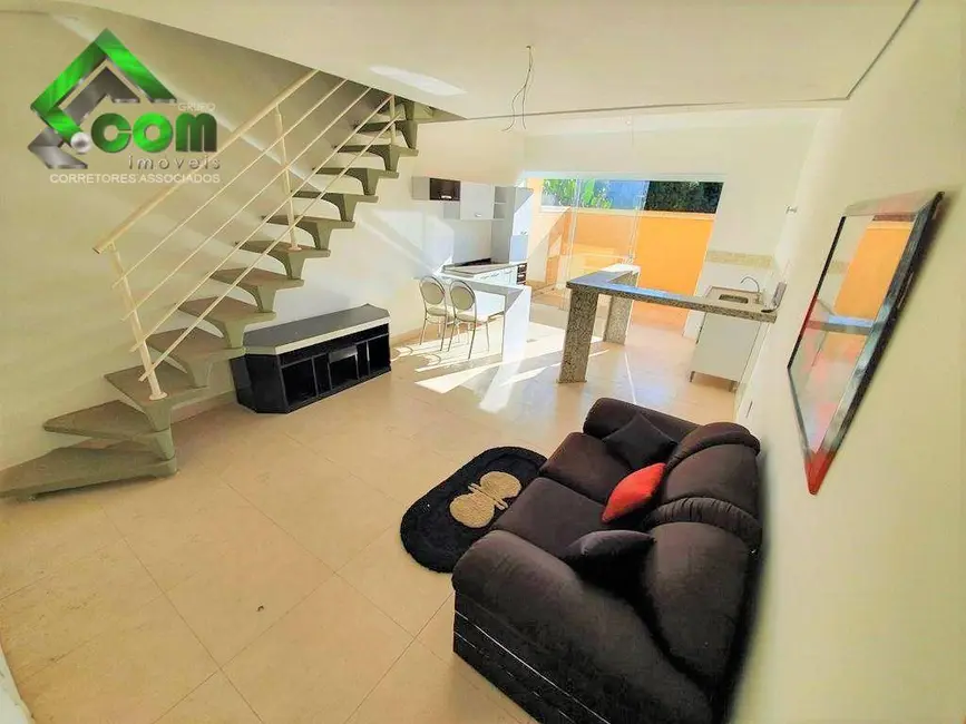 Foto 1 de Casa de Condomínio com 2 quartos à venda, 120m2 em Jardim Estância Brasil, Atibaia - SP
