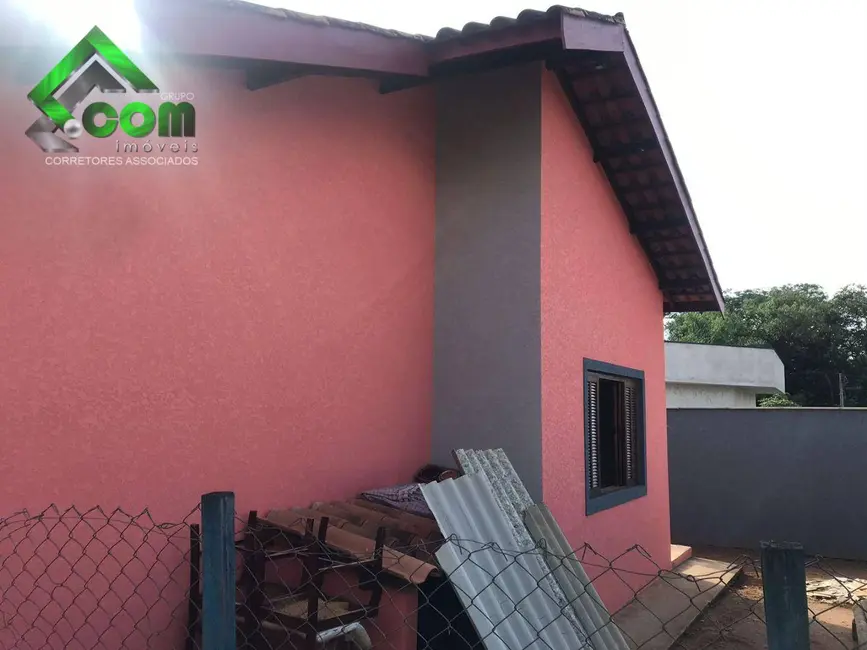 Foto 2 de Chácara com 3 quartos à venda, 2000m2 em Jardim Estância Brasil, Atibaia - SP