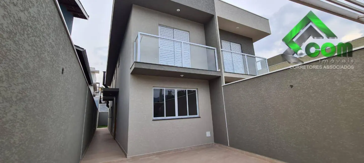 Foto 2 de Casa com 3 quartos à venda, 150m2 em Jardim do Lago, Atibaia - SP