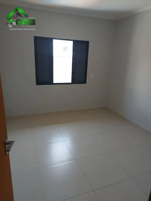 Foto 3 de Casa com 2 quartos à venda, 185m2 em Jardim Jaraguá, Atibaia - SP